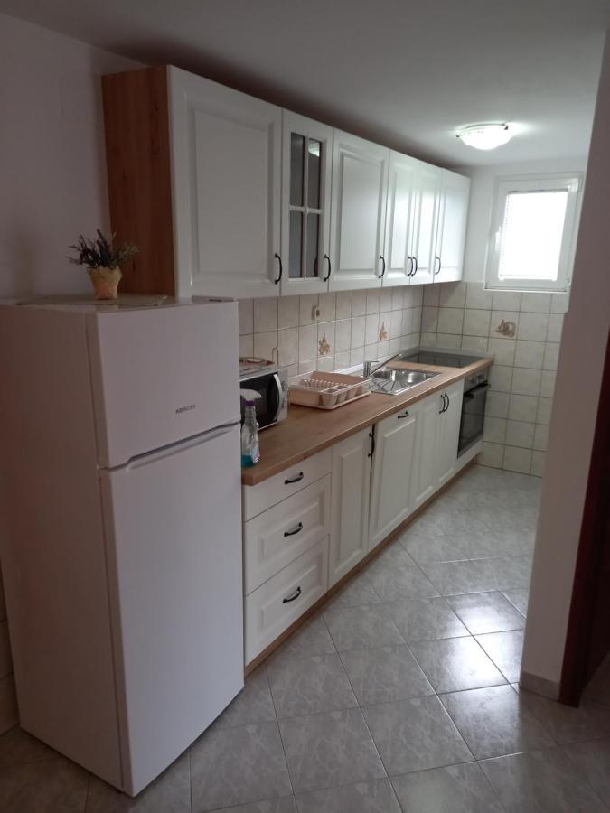 Apartments Makaus Кампор Экстерьер фото